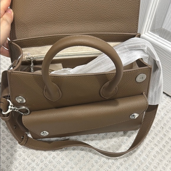 Systemic- Celeste MM- 100% genuine leather hand bag! BRAND NEW - Picture 2 of 5